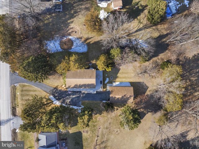 37 LONGSTREET DR, East Berlin, PA 17316