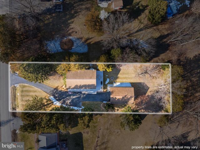 37 LONGSTREET DR, East Berlin, PA 17316