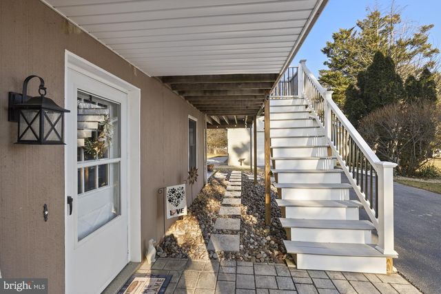 37 LONGSTREET DR, East Berlin, PA 17316