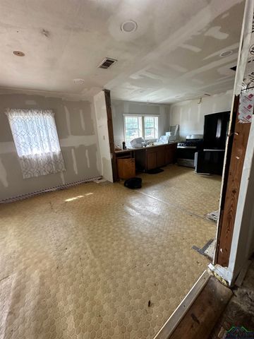 175 Bryson, Waskom, TX 75692