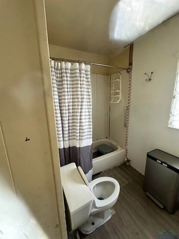 175 Bryson, Waskom, TX 75692