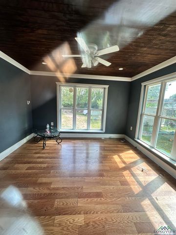 175 Bryson, Waskom, TX 75692