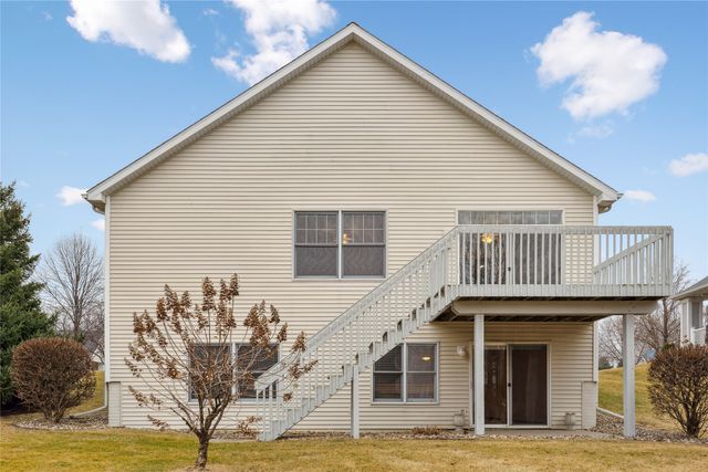 7955 Wistful Vista Drive 37, West Des Moines, IA 50266