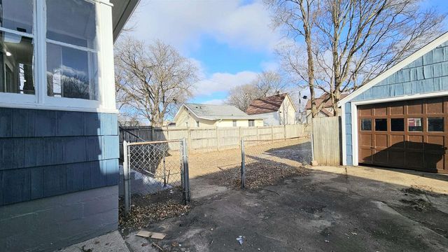 1151 Oak Street, Beloit, WI 53511