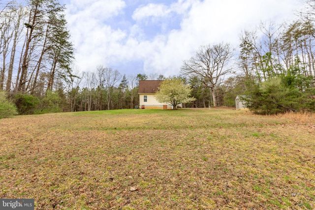 8401 SEAYS RD, Spotsylvania, VA 22551