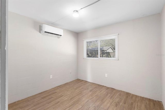 901 COLYER STREET A & B, Orlando, FL 32805