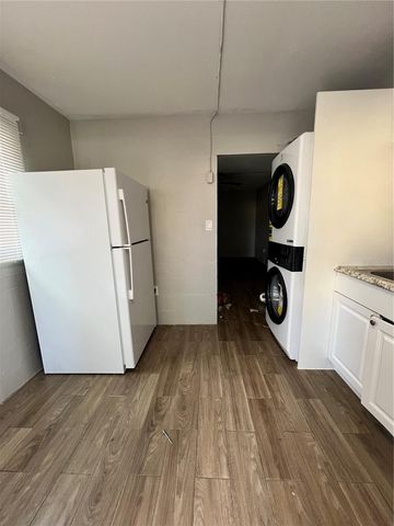 901 COLYER STREET A & B, Orlando, FL 32805