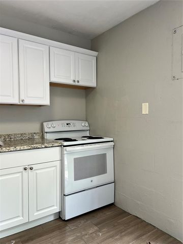 901 COLYER STREET A & B, Orlando, FL 32805