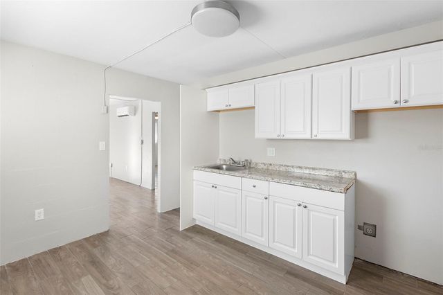 901 COLYER STREET A & B, Orlando, FL 32805