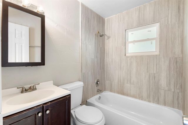 901 COLYER STREET A & B, Orlando, FL 32805