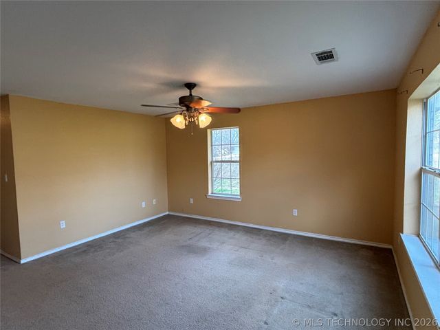 201 N Main Street, Kemp, OK 74747