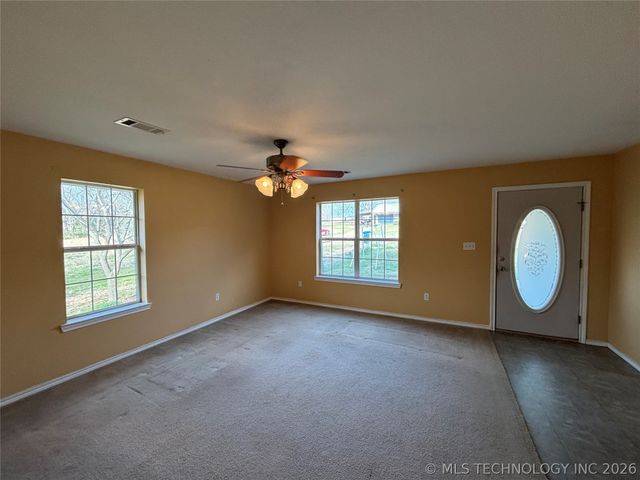 201 N Main Street, Kemp, OK 74747