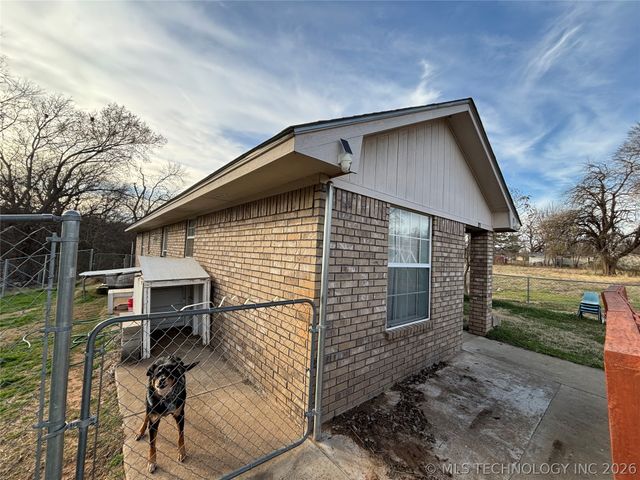 201 N Main Street, Kemp, OK 74747