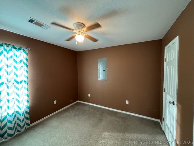 201 N Main Street, Kemp, OK 74747