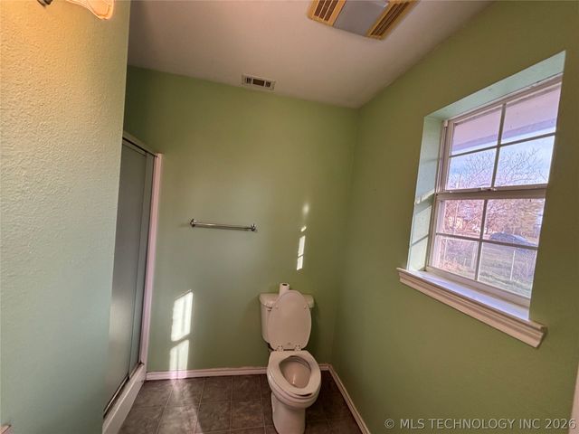 201 N Main Street, Kemp, OK 74747