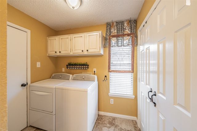 6844 Richfield Drive, North Richland Hills, TX 76182