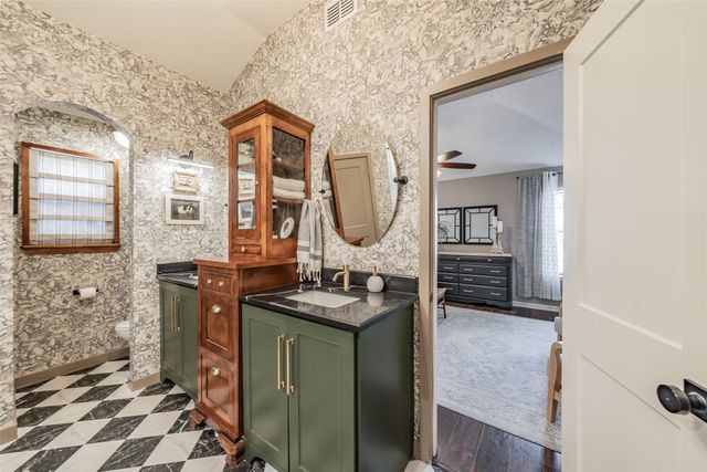 6844 Richfield Drive, North Richland Hills, TX 76182