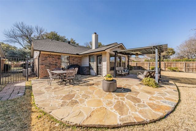 6844 Richfield Drive, North Richland Hills, TX 76182