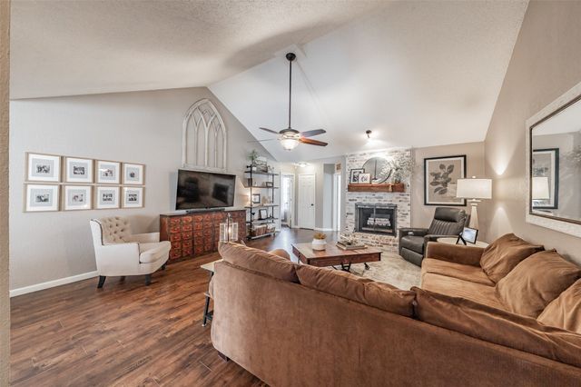 6844 Richfield Drive, North Richland Hills, TX 76182