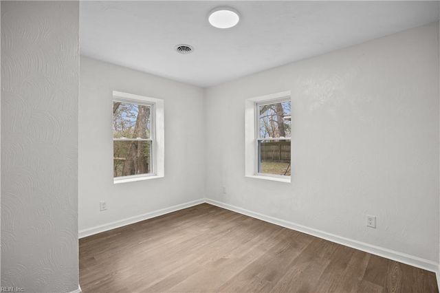 305 Pleasant ST, Suffolk, VA 23434