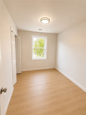 134 Florence Street 3, Providence, RI 02909