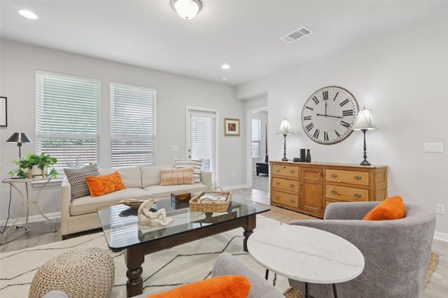 817 Olive Creek DR 70, Georgetown, TX 78633