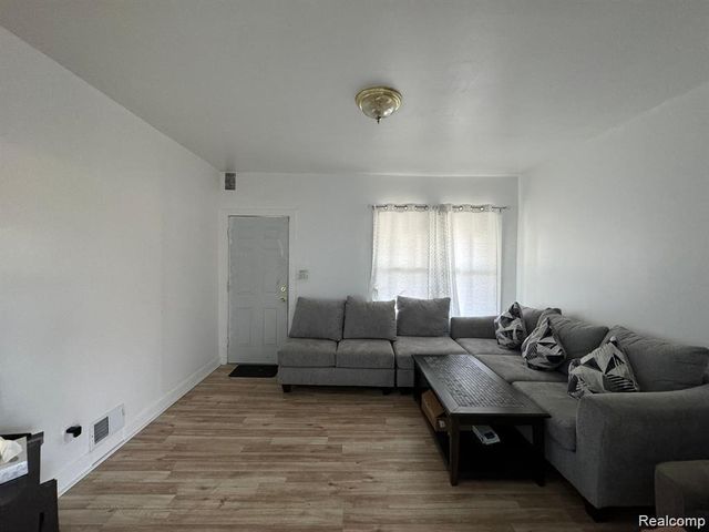 3860 GAYLORD Street, Hamtramck, MI 48212