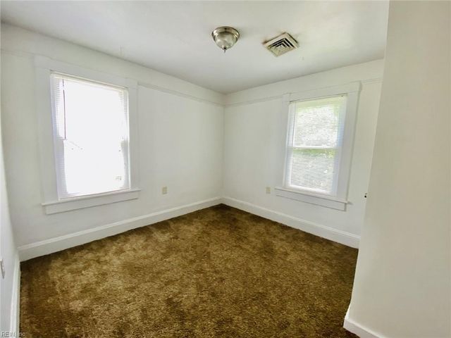 1034 W 35th ST, Norfolk, VA 23508