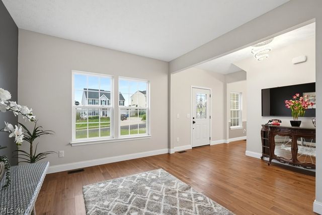 6572 Birchbark Avenue NE, Canton, OH 44721