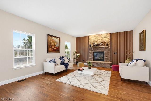 6572 Birchbark Avenue NE, Canton, OH 44721