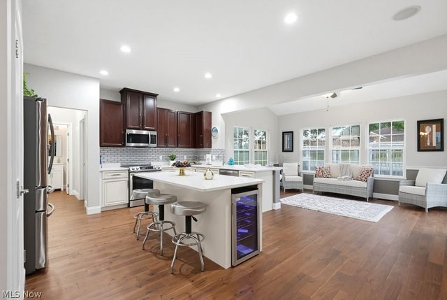 6572 Birchbark Avenue NE, Canton, OH 44721