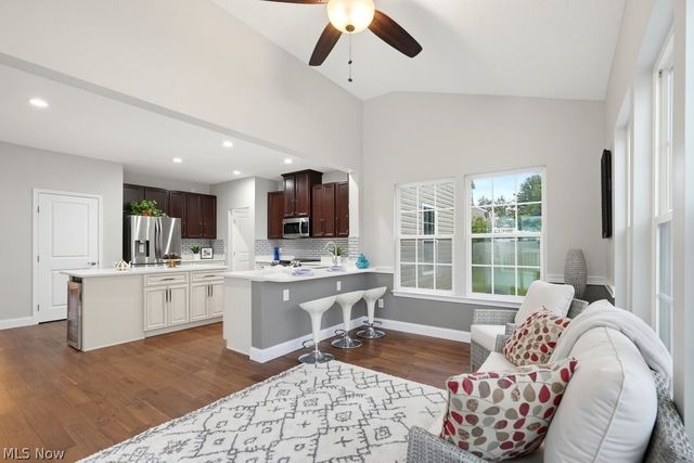 6572 Birchbark Avenue NE, Canton, OH 44721