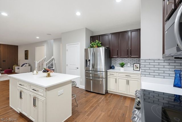 6572 Birchbark Avenue NE, Canton, OH 44721