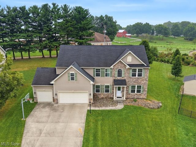 6572 Birchbark Avenue NE, Canton, OH 44721