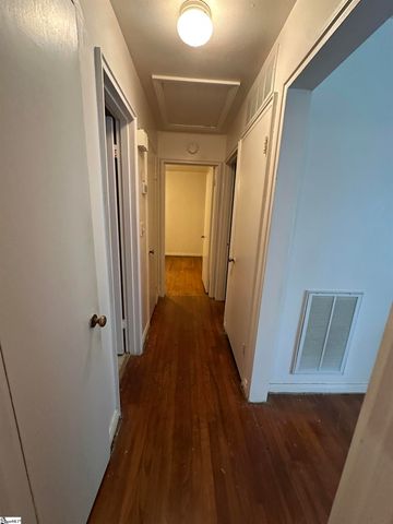 9 Woodmont Circle, Greenville, SC 29605