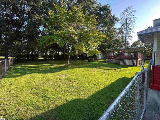 9 Woodmont Circle, Greenville, SC 29605