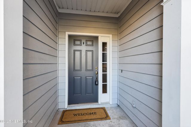 13305 STONE POND Drive, Jacksonville, FL 32224