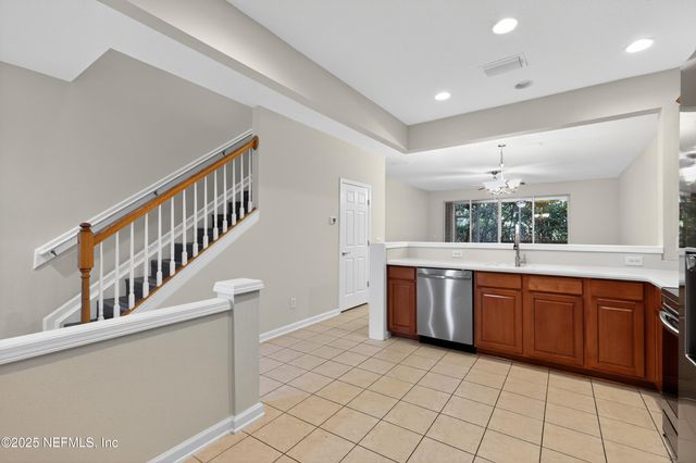 13305 STONE POND Drive, Jacksonville, FL 32224