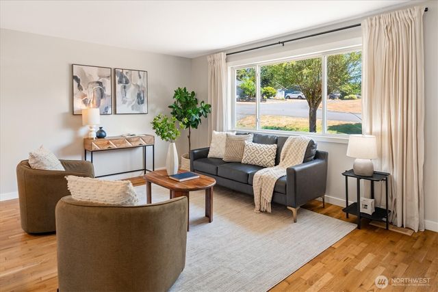 11253 145th Avenue SE, Renton, WA 98059