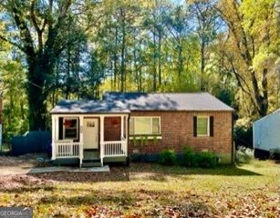 2542 Godfrey Drive NW, Atlanta, GA 30318