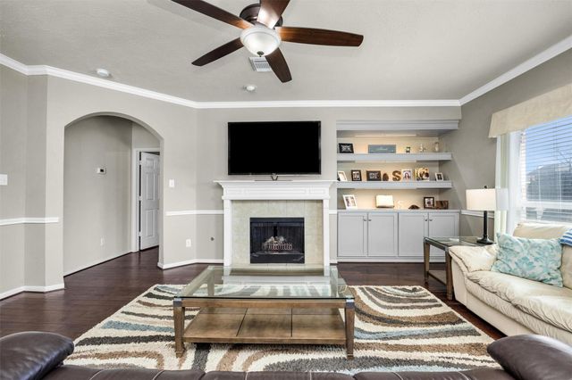 3817 Pine Lake Drive, Pearland, TX 77581