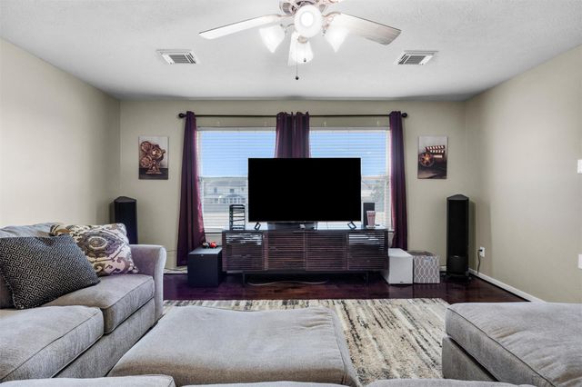 3817 Pine Lake Drive, Pearland, TX 77581