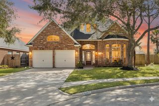3817 Pine Lake Drive, Pearland, TX 77581
