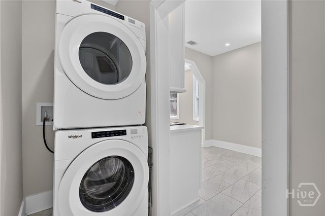 221 W Duffy Street A, Savannah, GA 31401