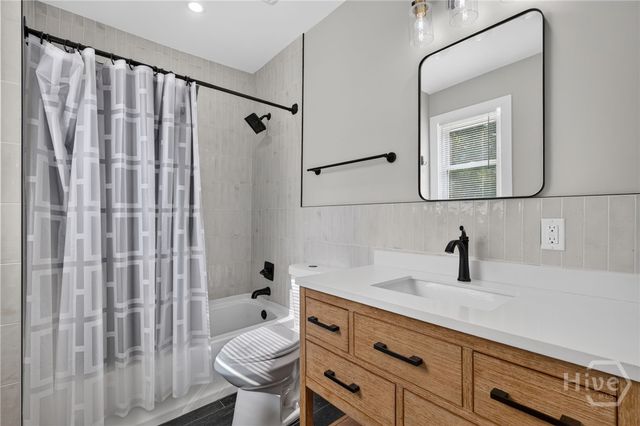 221 W Duffy Street A, Savannah, GA 31401
