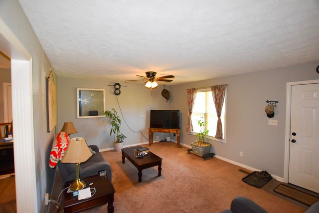 66 Leisure Lane, Olympia, KY 40358