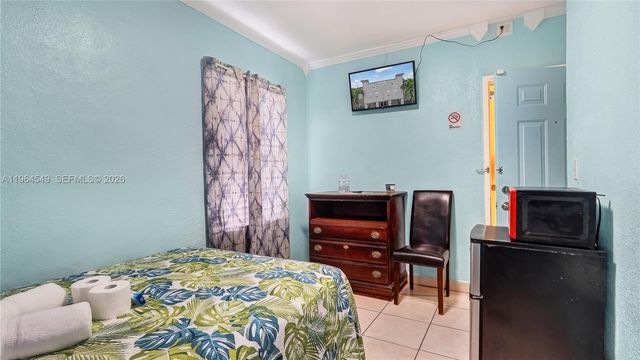 508 W 1st Avenue, Hialeah, FL 33010
