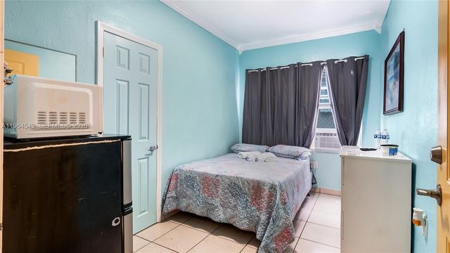 508 W 1st Avenue, Hialeah, FL 33010