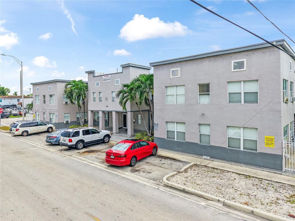 508 W 1st Avenue, Hialeah, FL 33010