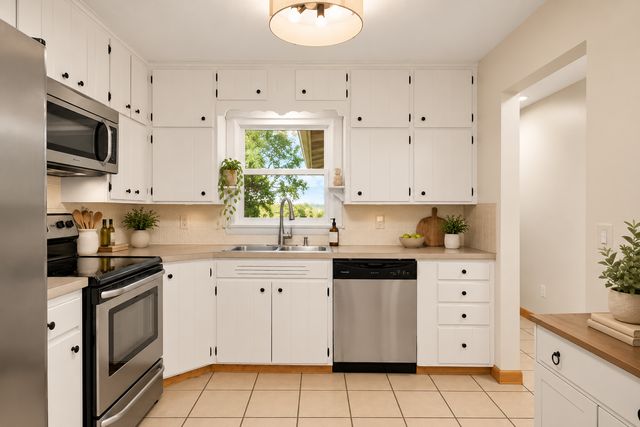 24930 Cedar Avenue, Farmington, MN 55024